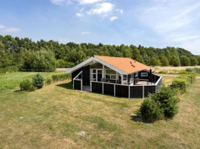 Holiday Home Swanhild - 900m from the sea by Interhome Bogø By